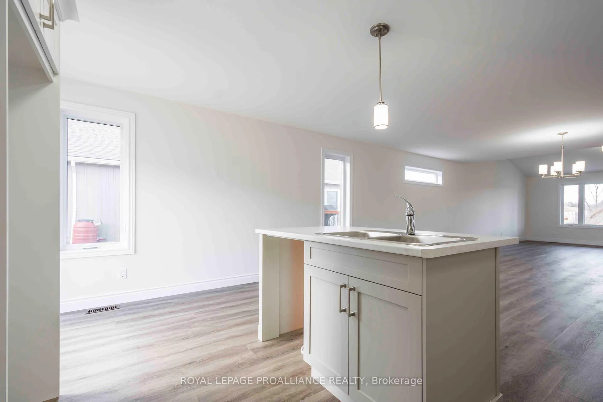 Photo 14 of 110 Farrington Crescent, Prince Edward County, Picton Ward — HOMEH