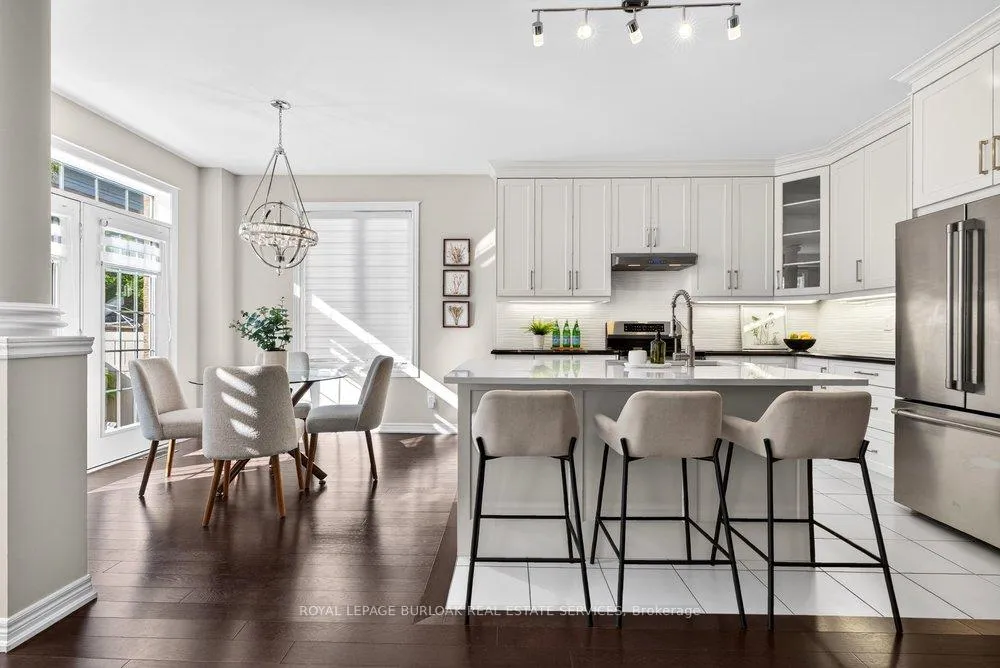 Photo 12 of 523 Terrace Way, Oakville, Sixteen Hollow — HOMEH