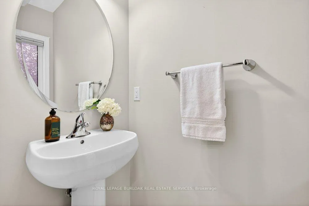 Photo 18 of 523 Terrace Way, Oakville, Sixteen Hollow — HOMEH
