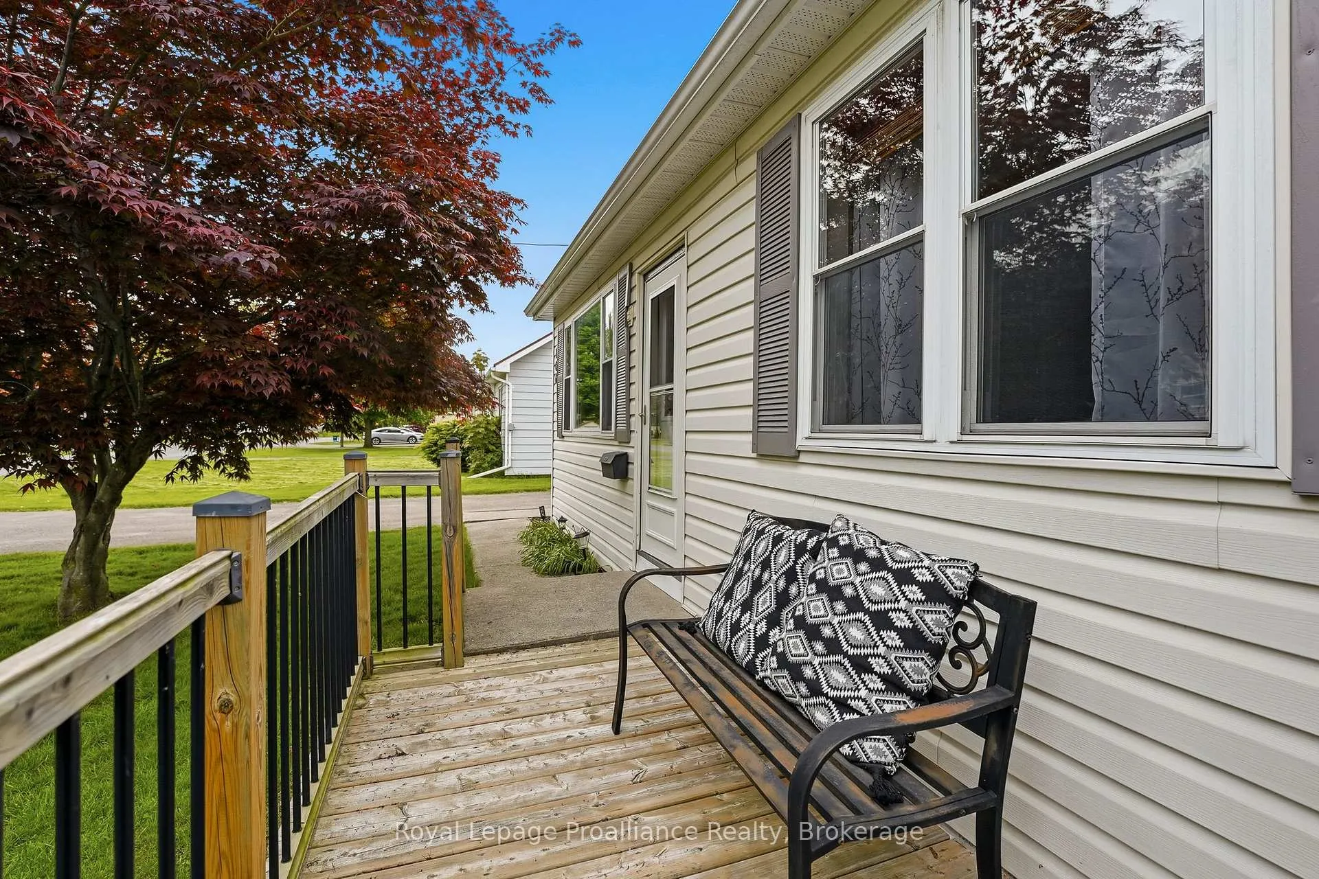 Photo 41 of 106 Karl Street, Belleville, Belleville Ward — HOMEH