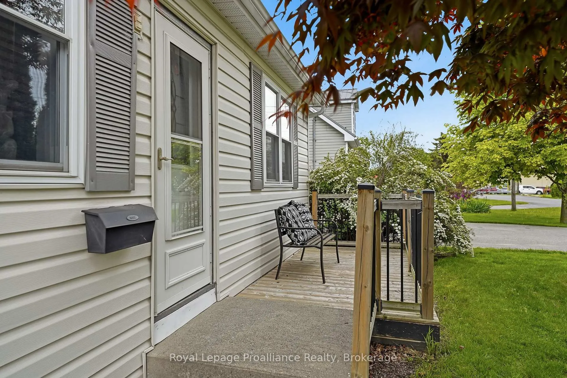 Photo 42 of 106 Karl Street, Belleville, Belleville Ward — HOMEH