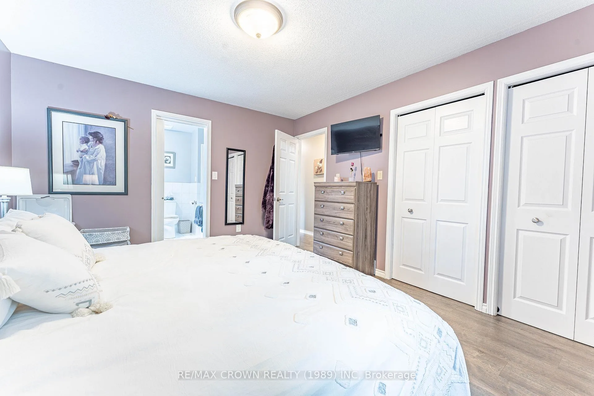 Photo 17 of 309 Pearce Street, North Bay, Airport — HOMEH