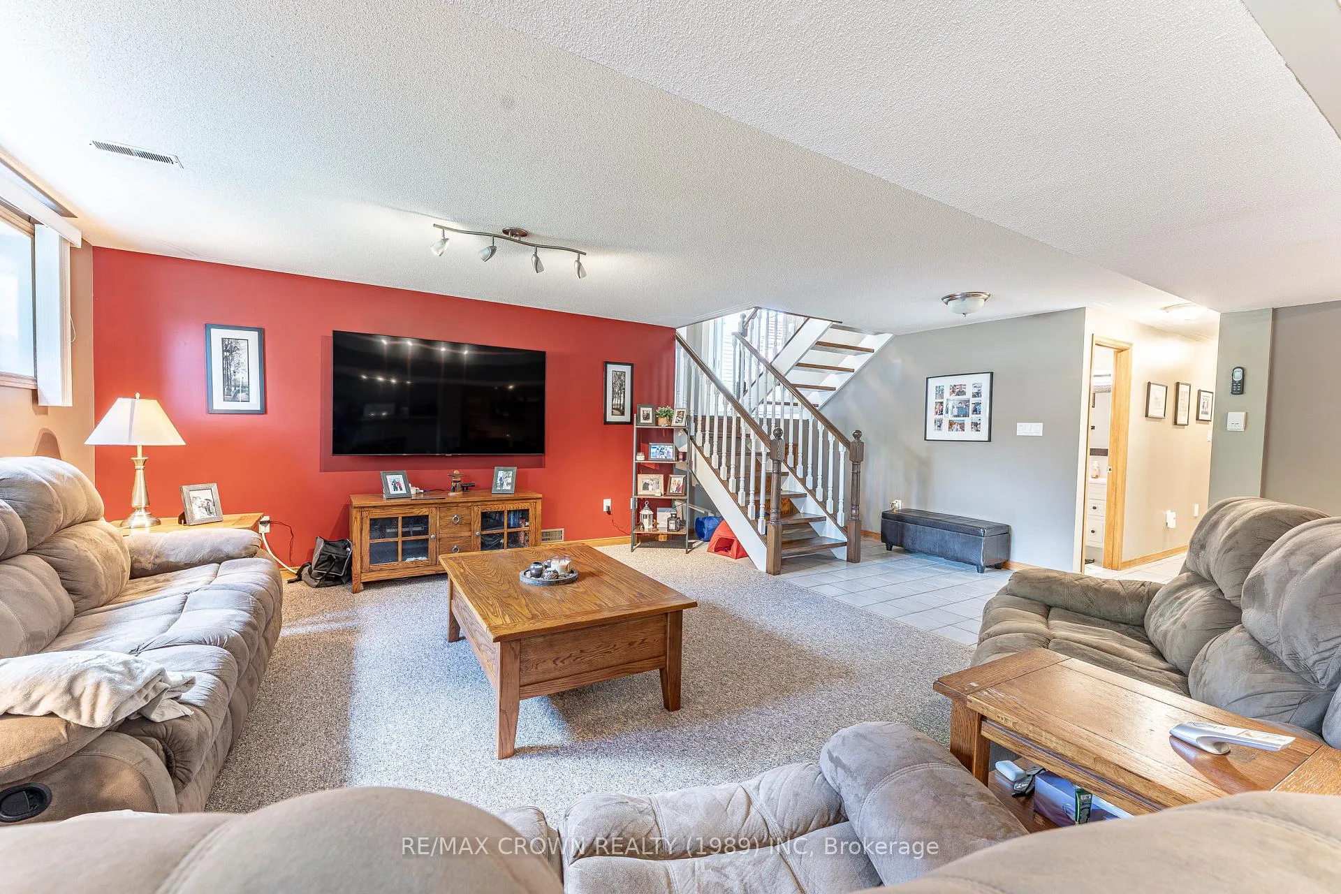Photo 25 of 309 Pearce Street, North Bay, Airport — HOMEH