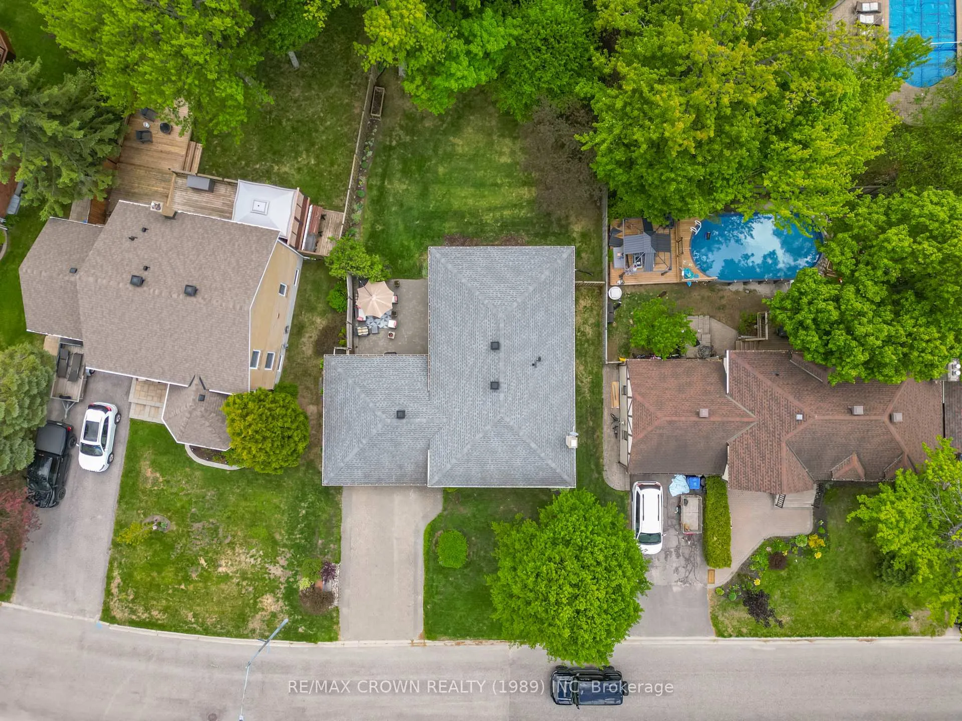Photo 43 of 309 Pearce Street, North Bay, Airport — HOMEH