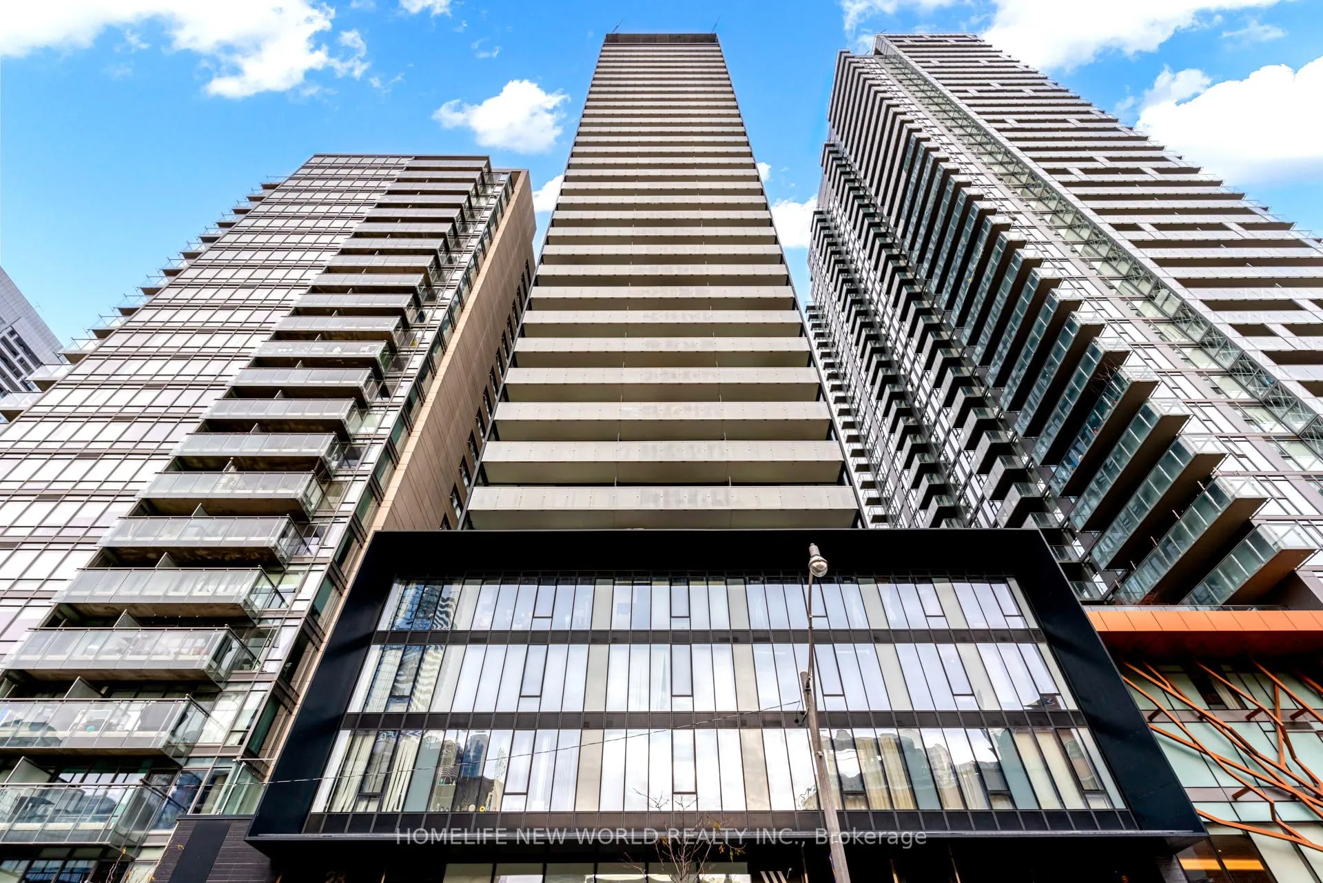 Photo 1 of Unit 907, 28 Wellesley Street E, Toronto, Church-Yonge Corridor — HOMEH
