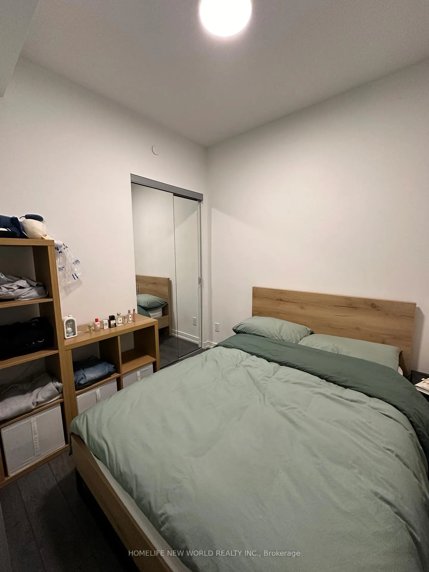 Photo 4 of Unit 907, 28 Wellesley Street E, Toronto, Church-Yonge Corridor — HOMEH