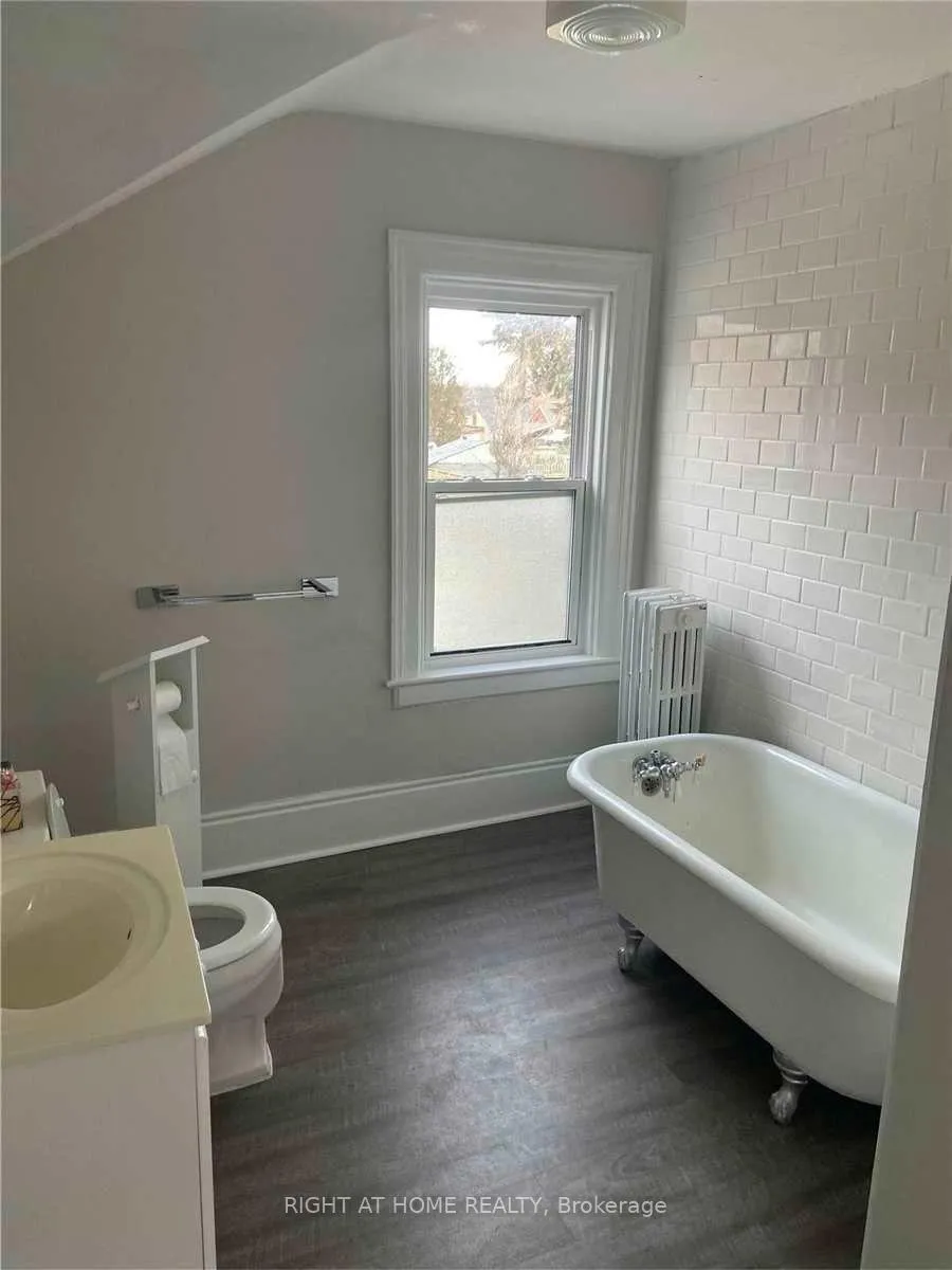 Photo 9 of Unit 3, 178 Adelaide Avenue E, Oshawa, O'Neill — HOMEH