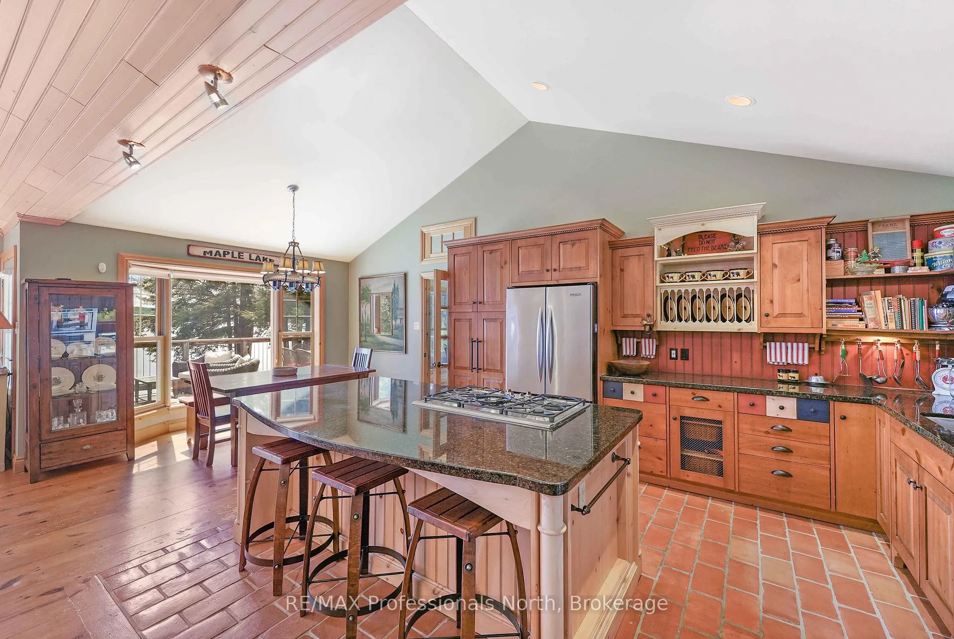 Photo 8 of 1147 Canopy Lane, Algonquin Highlands, Stanhope — HOMEH