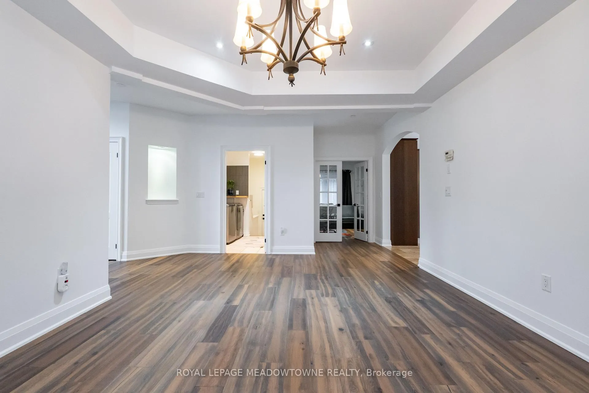 Photo 6 of 26 Emperor Drive, Brampton, Vales of Castlemore — HOMEH