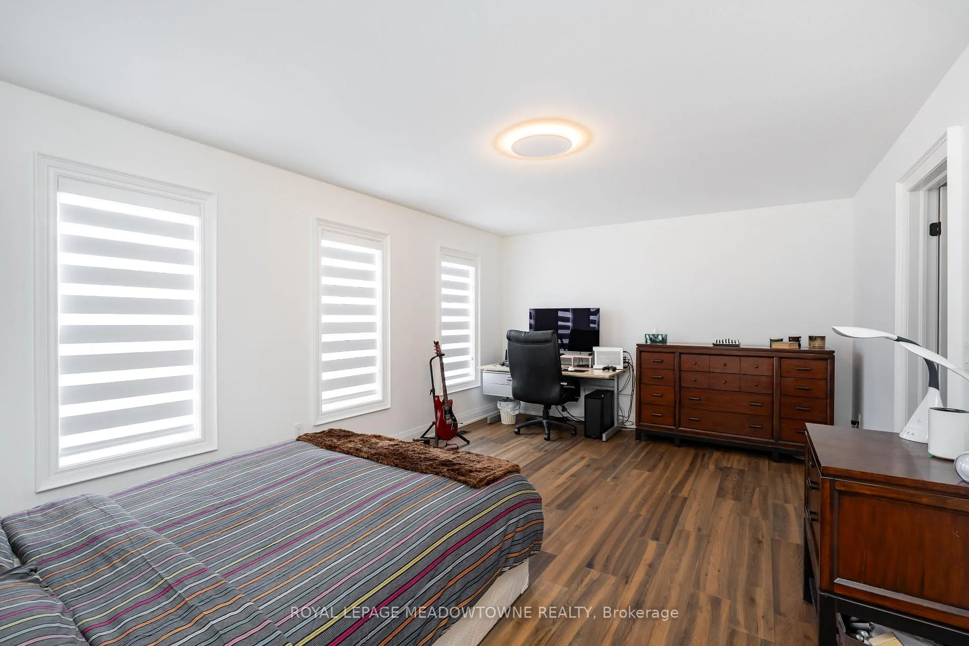 Photo 16 of 26 Emperor Drive, Brampton, Vales of Castlemore — HOMEH