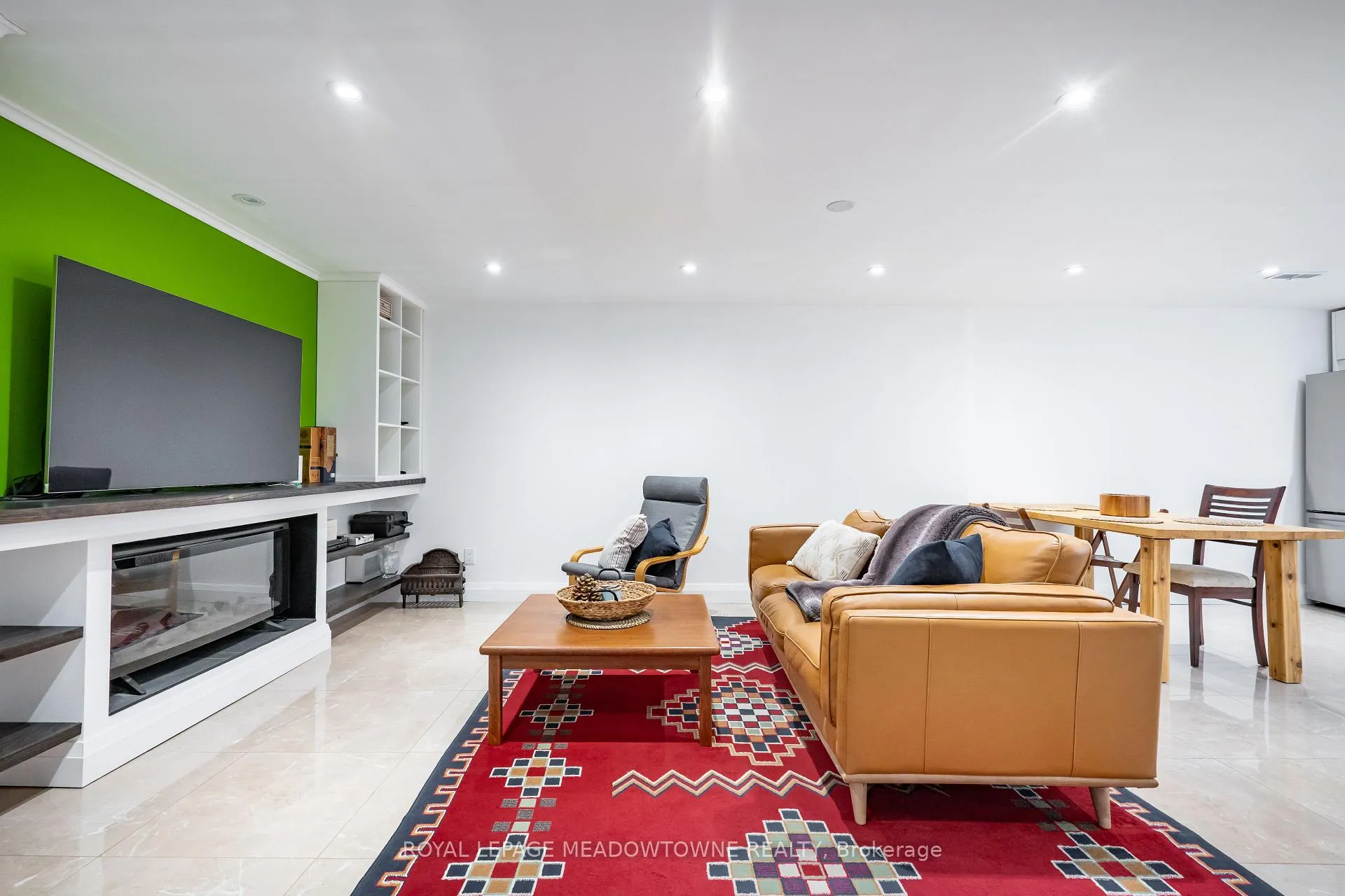 Photo 39 of 26 Emperor Drive, Brampton, Vales of Castlemore — HOMEH