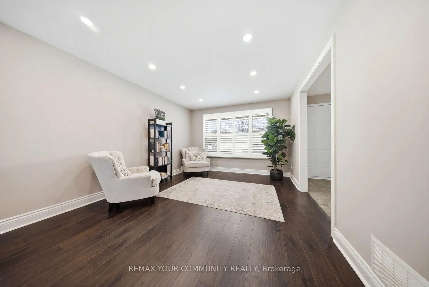 Photo 6 of 857 Copperfield Drive, Oshawa, Eastdale — HOMEH
