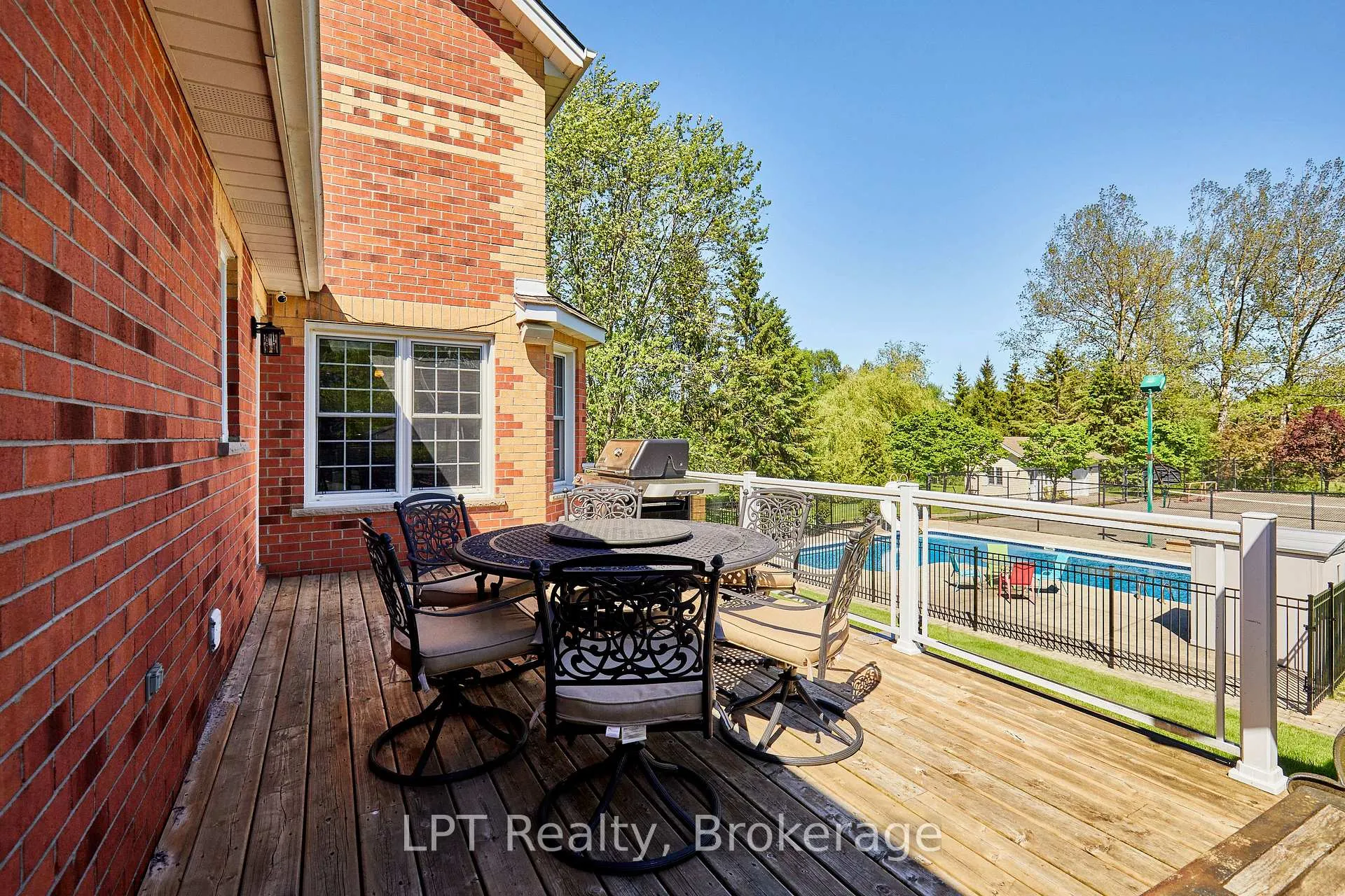 Photo 8 of 16 Cawkers Cove Road, Scugog, Port Perry — HOMEH