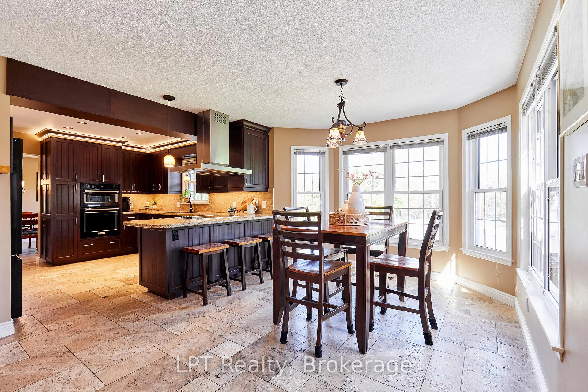 Photo 25 of 16 Cawkers Cove Road, Scugog, Port Perry — HOMEH
