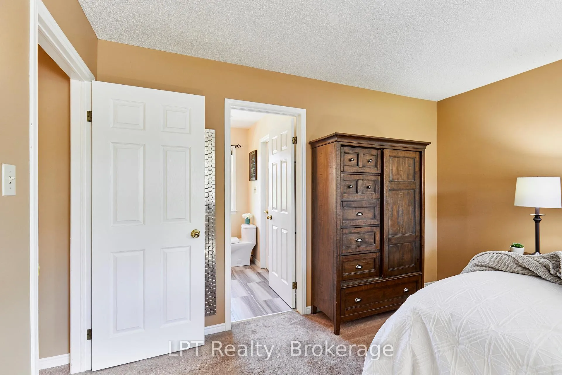 Photo 31 of 16 Cawkers Cove Road, Scugog, Port Perry — HOMEH