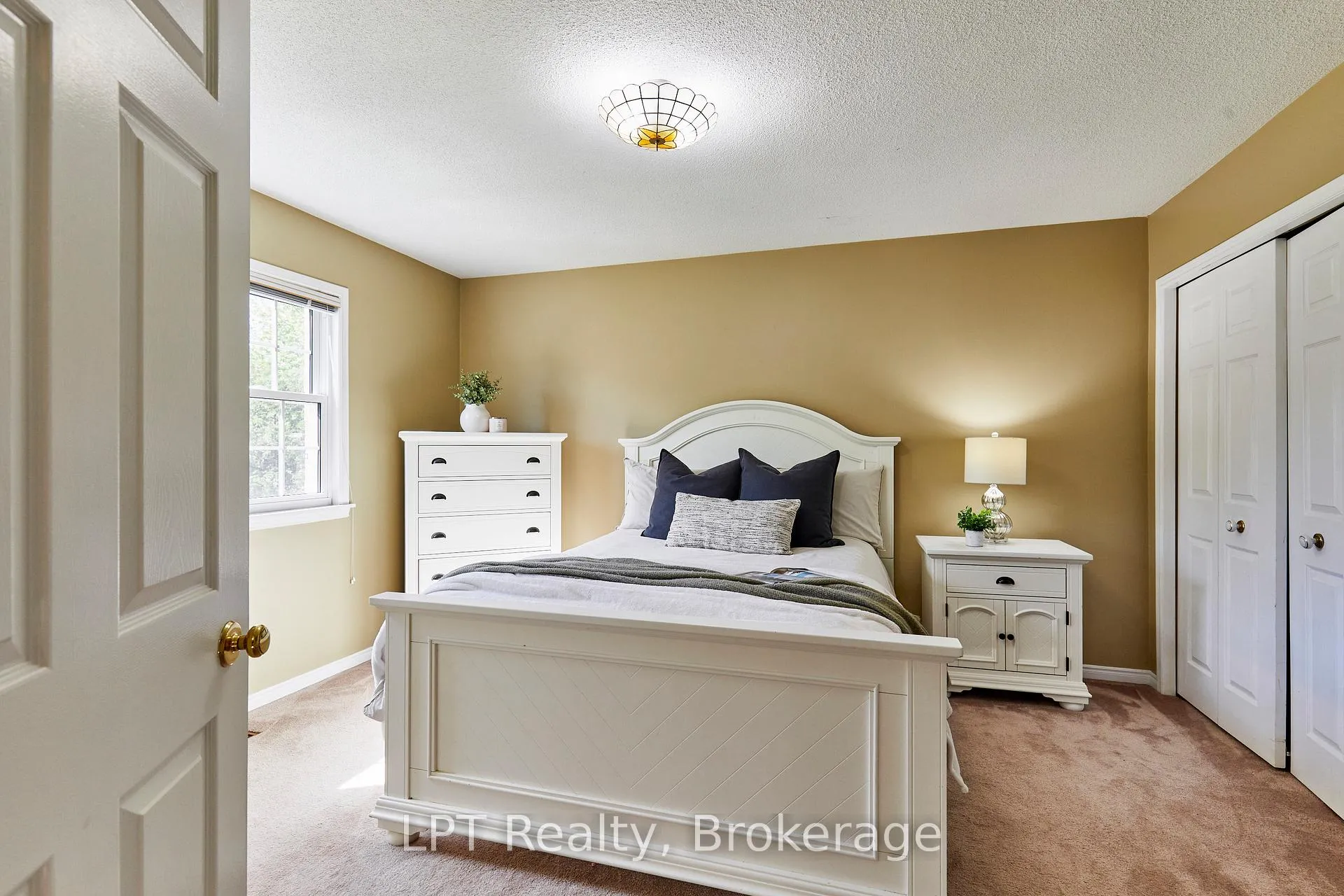 Photo 35 of 16 Cawkers Cove Road, Scugog, Port Perry — HOMEH