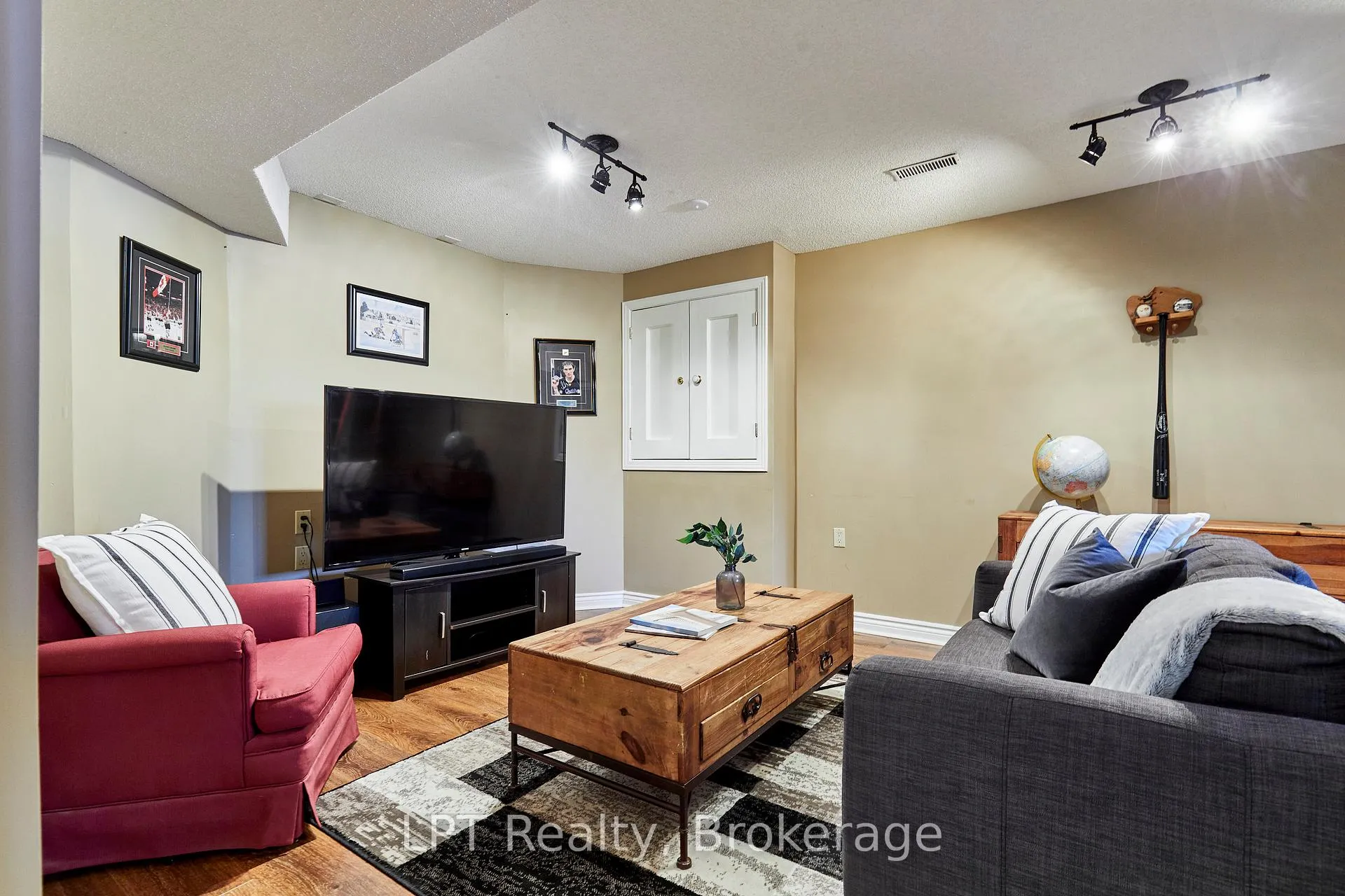 Photo 37 of 16 Cawkers Cove Road, Scugog, Port Perry — HOMEH