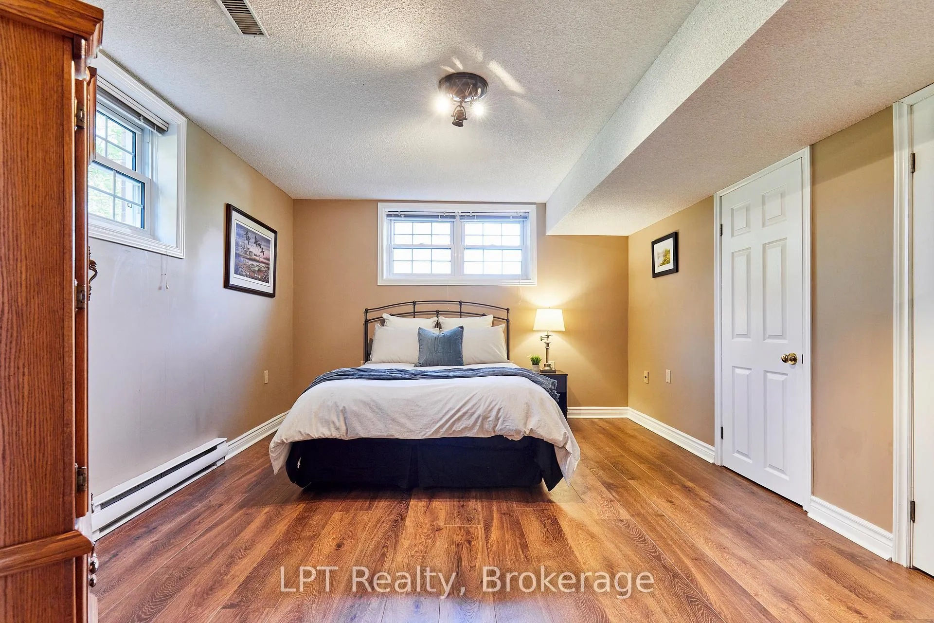 Photo 39 of 16 Cawkers Cove Road, Scugog, Port Perry — HOMEH