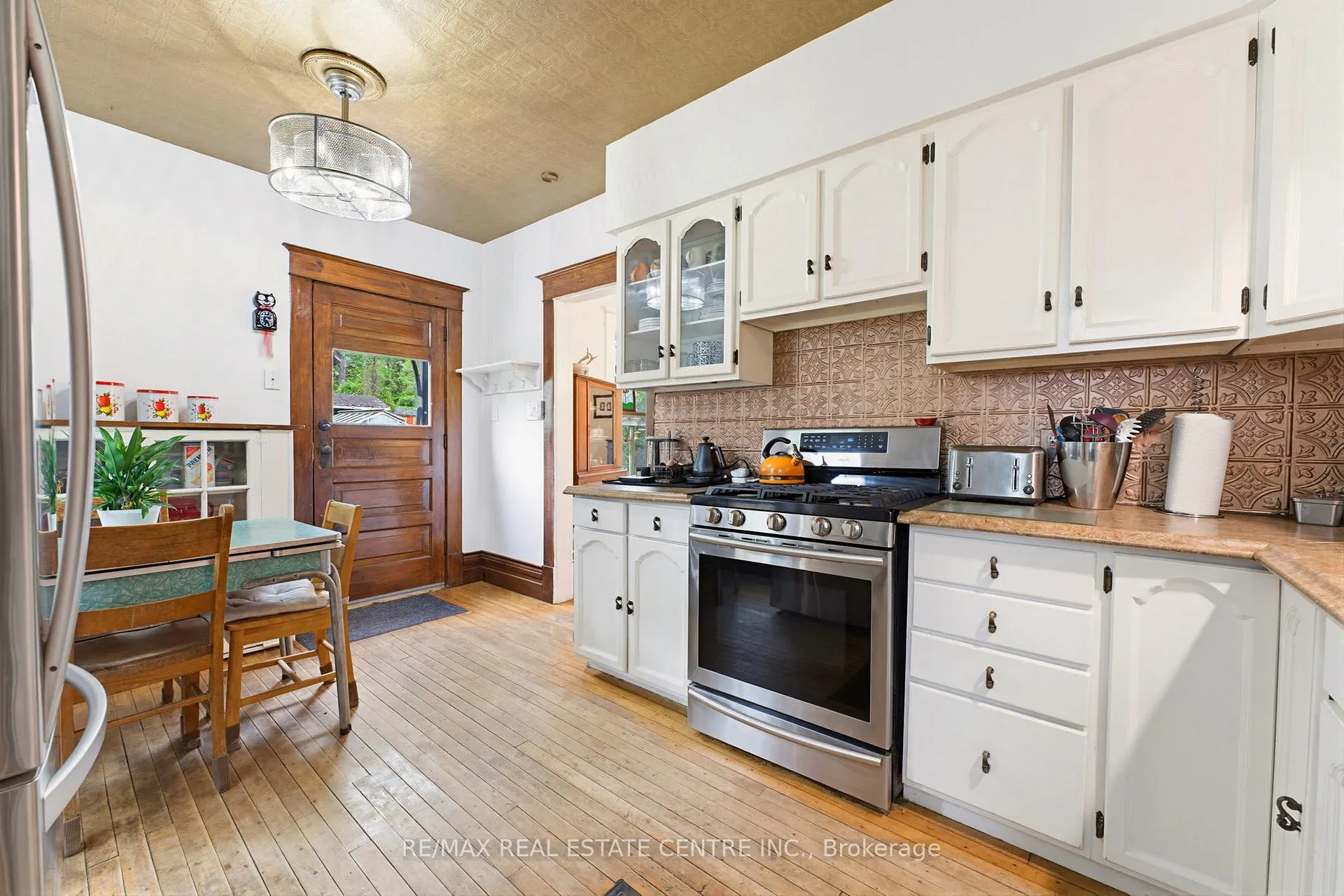 Photo 13 of 2589 Jerseyville Road W, Hamilton, Jerseyville — HOMEH