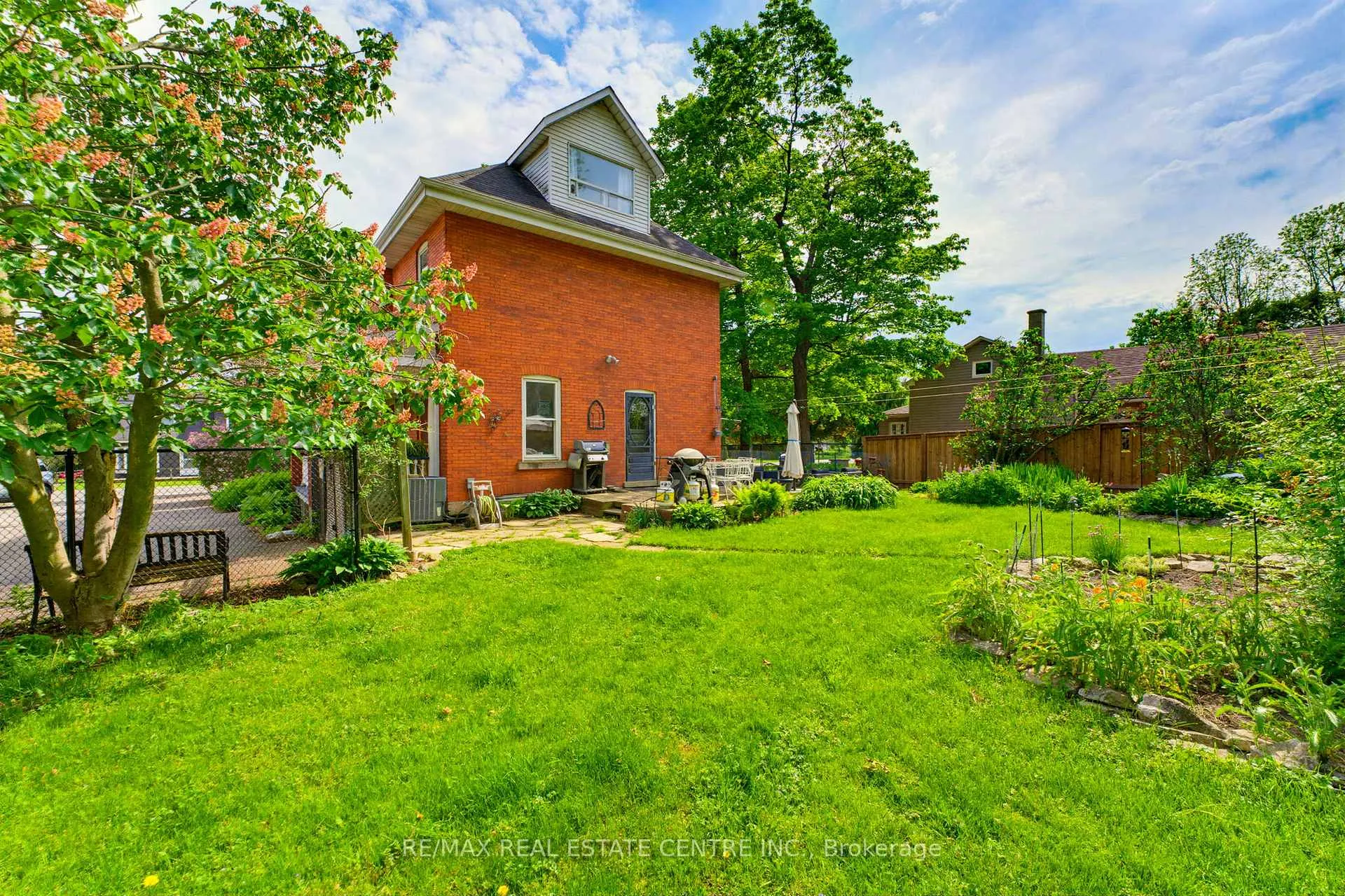 Photo 28 of 2589 Jerseyville Road W, Hamilton, Jerseyville — HOMEH