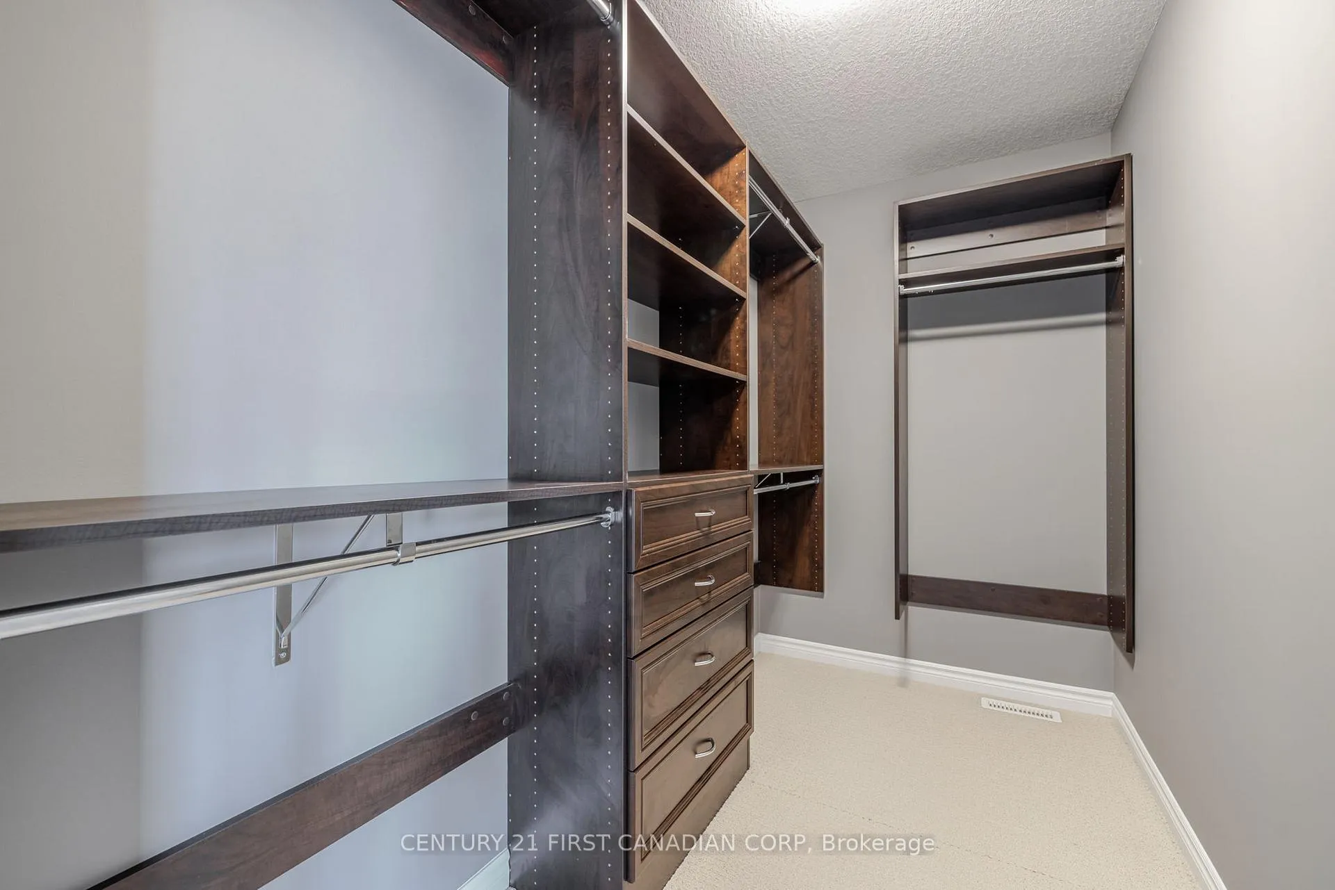Photo 22 of 1690 Beaverbrook Avenue, London, North M — HOMEH