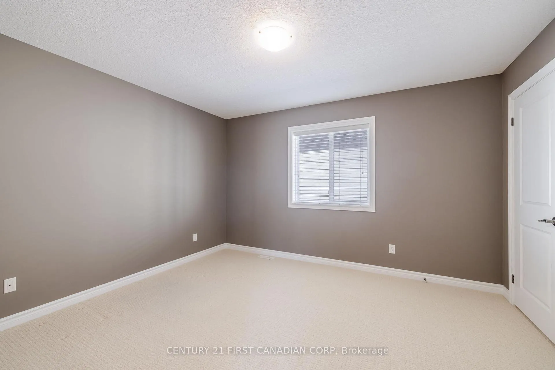 Photo 26 of 1690 Beaverbrook Avenue, London, North M — HOMEH