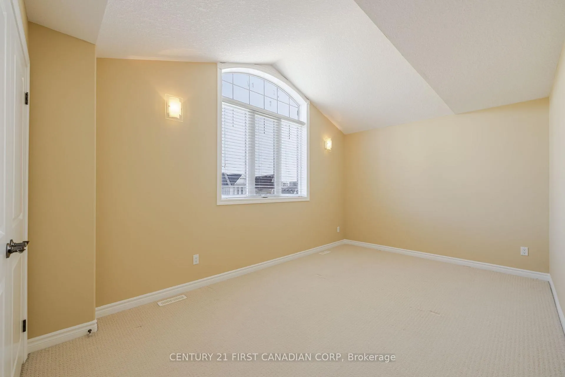 Photo 28 of 1690 Beaverbrook Avenue, London, North M — HOMEH
