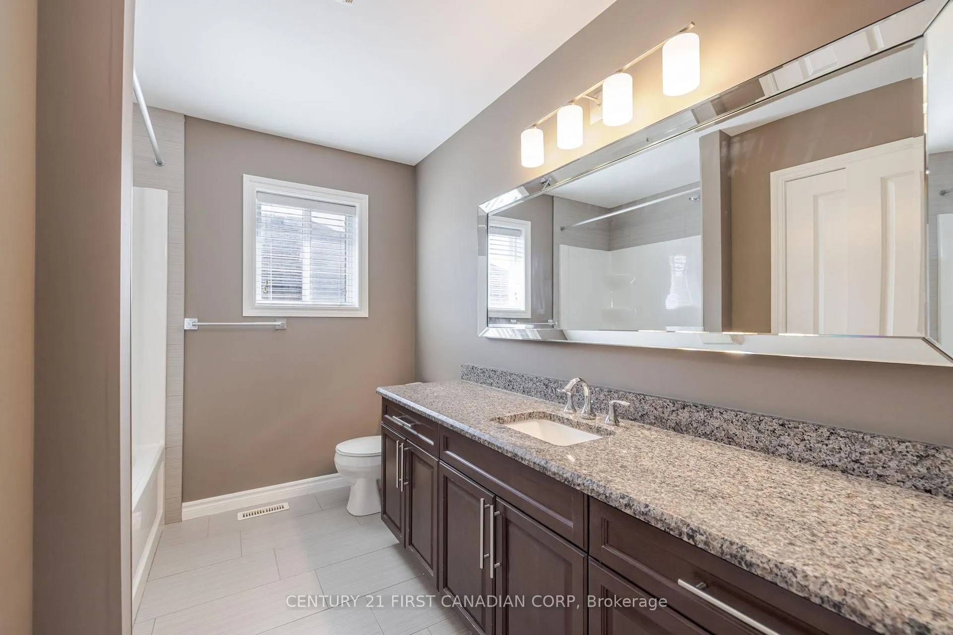 Photo 31 of 1690 Beaverbrook Avenue, London, North M — HOMEH