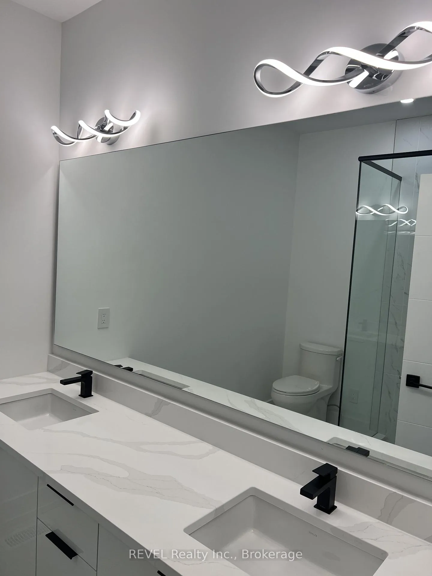 Photo 23 of Unit Upper, 6129 Curlin Crescent, Niagara Falls, Forestview — HOMEH