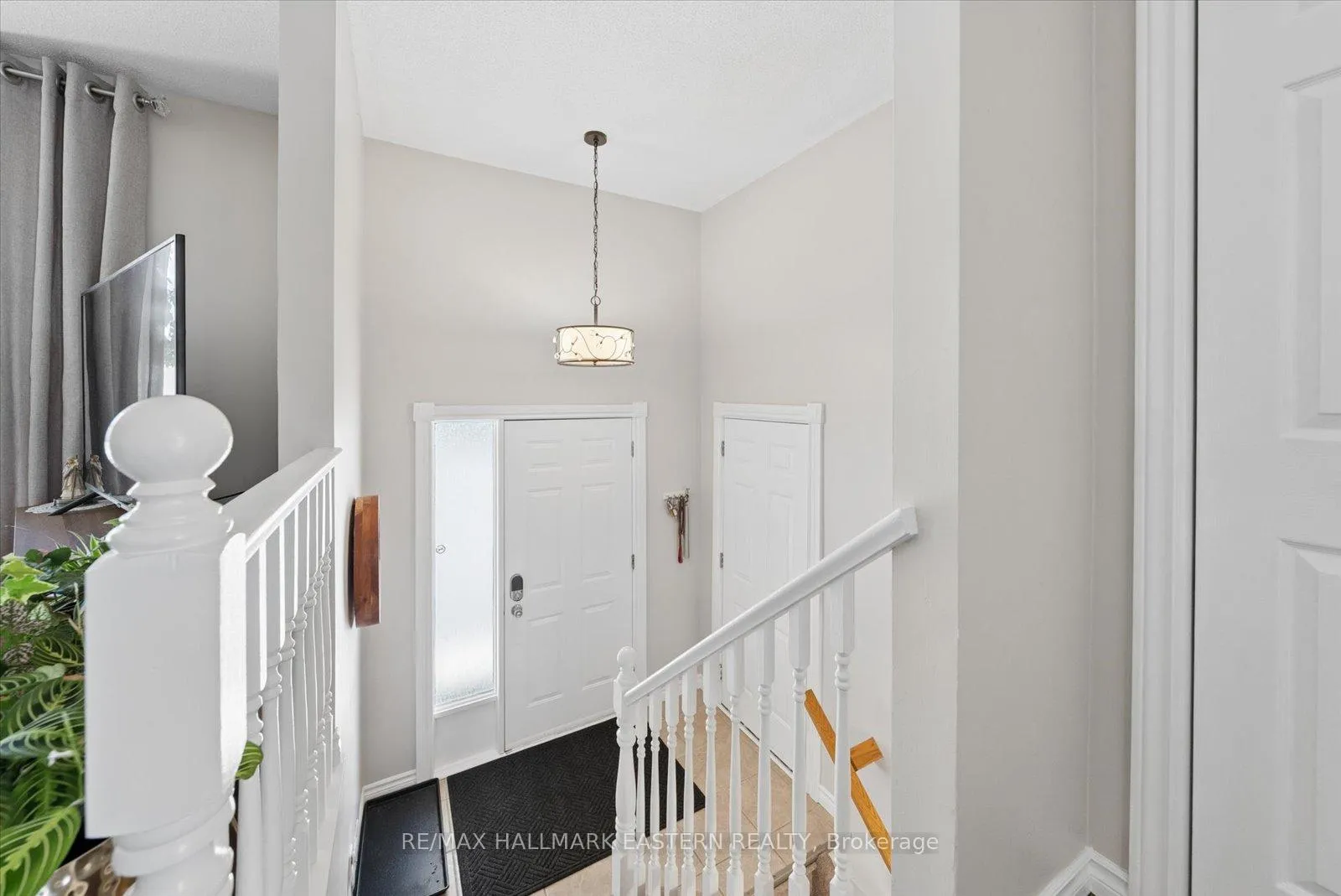 Photo 3 of 2538 Foxmeadow Road, Peterborough, Ashburnham Ward 4 — HOMEH