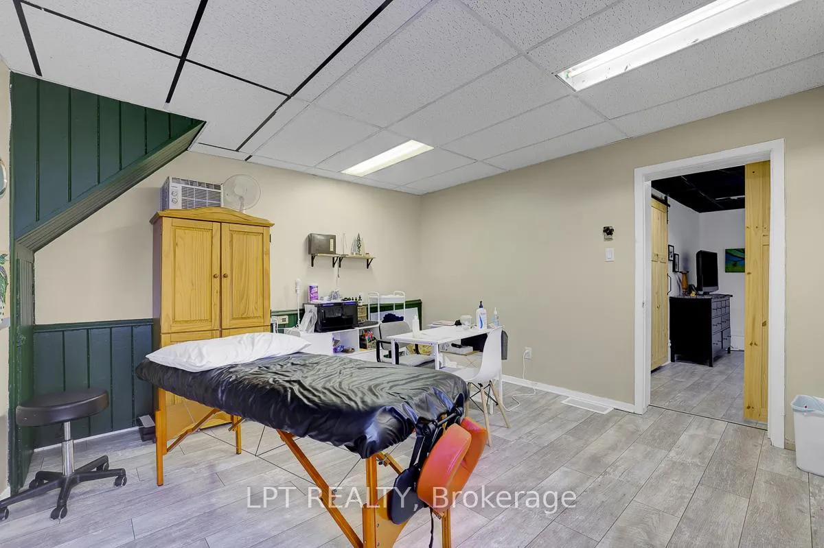 Photo 10 of 8197 Victoria Street, Ottawa, Metcalfe — HOMEH