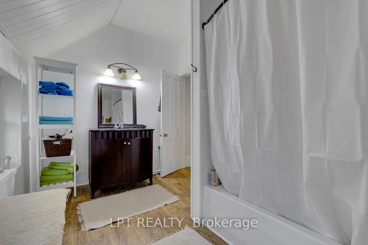 Photo 37 of 8197 Victoria Street, Ottawa, Metcalfe — HOMEH