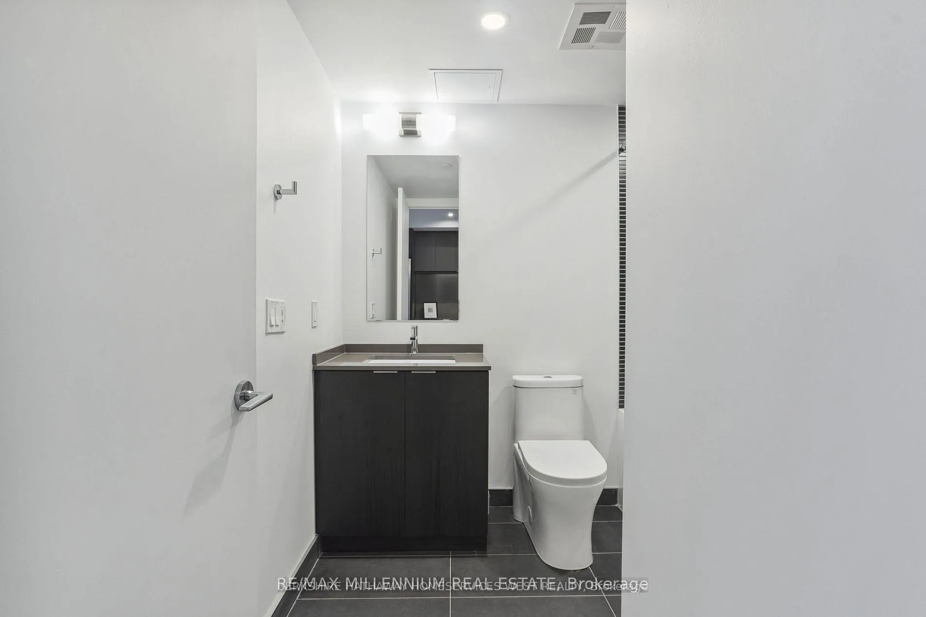 Photo 17 of Unit 329, 1 Jarvis Street, Hamilton, Beasley — HOMEH