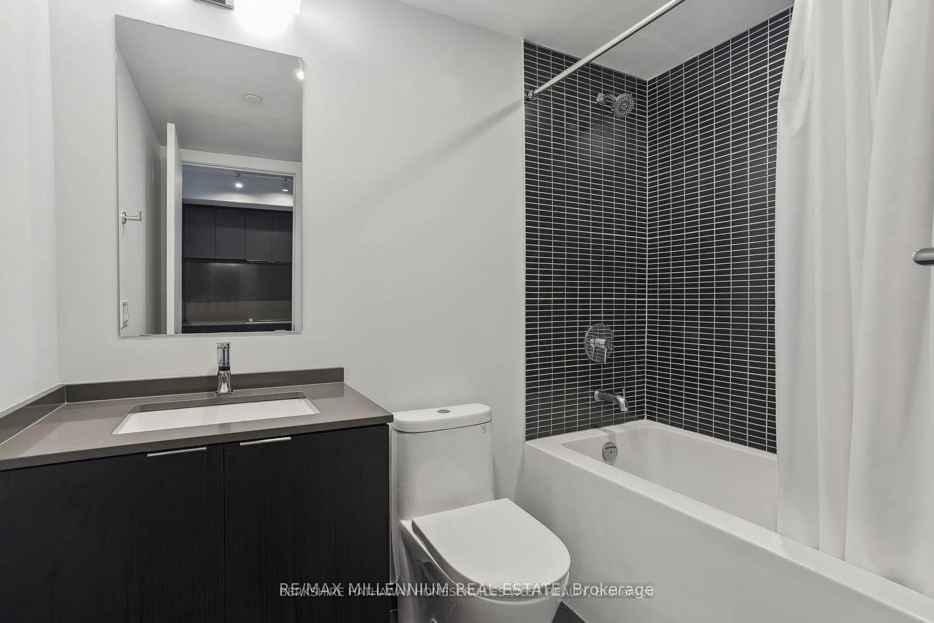Photo 18 of Unit 329, 1 Jarvis Street, Hamilton, Beasley — HOMEH