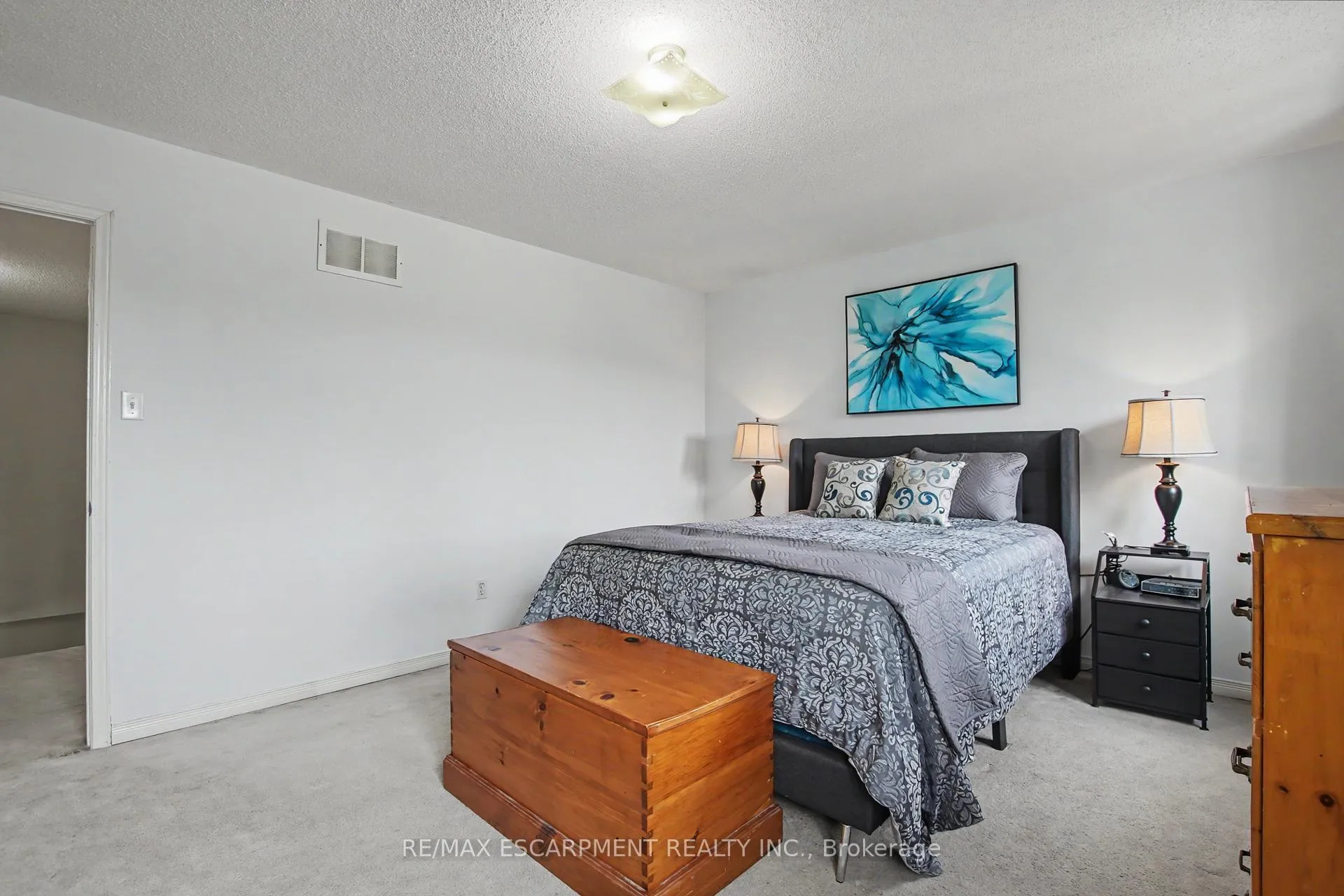 Photo 17 of 236 Fitzgerald Crescent, Milton, Dempsey — HOMEH
