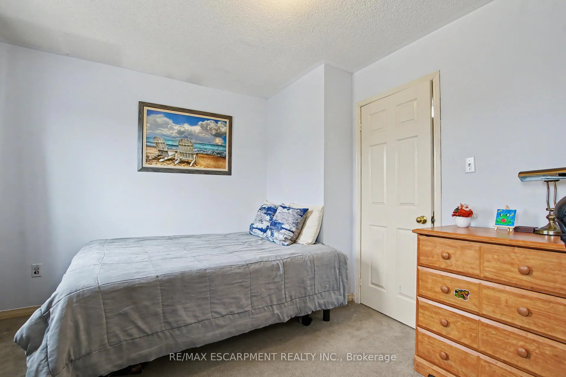 Photo 24 of 236 Fitzgerald Crescent, Milton, Dempsey — HOMEH