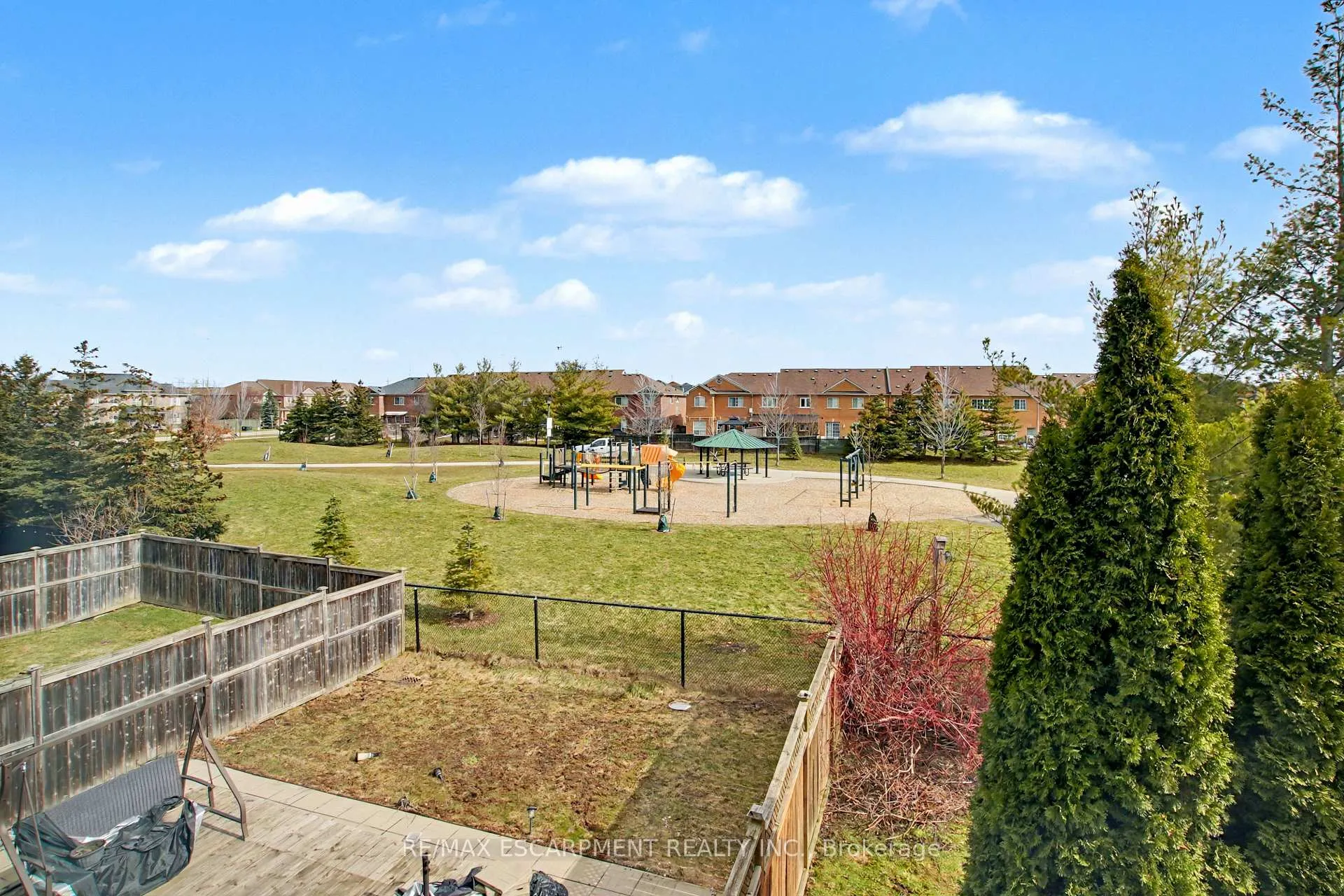 Photo 26 of 236 Fitzgerald Crescent, Milton, Dempsey — HOMEH