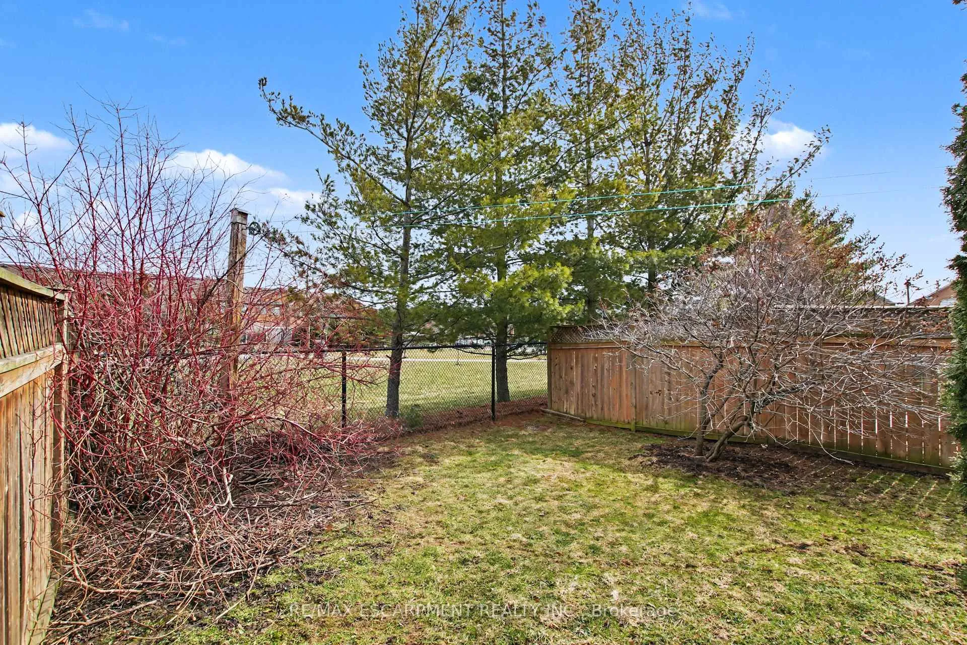 Photo 32 of 236 Fitzgerald Crescent, Milton, Dempsey — HOMEH