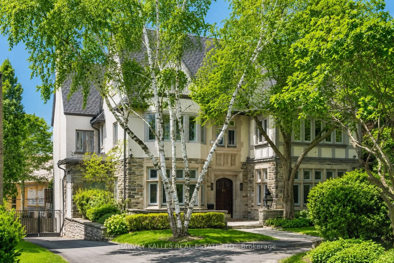 Front of 90 Old Forest Hill Road