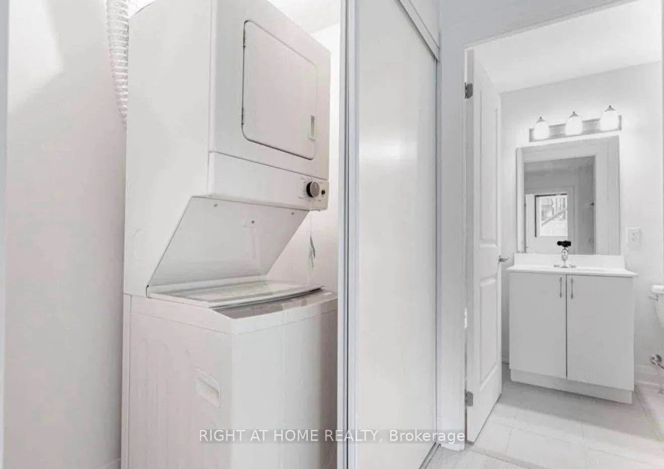 Photo 8 of Unit C1002, 5299 highway 7 W, Vaughan, Vaughan Grove — HOMEH