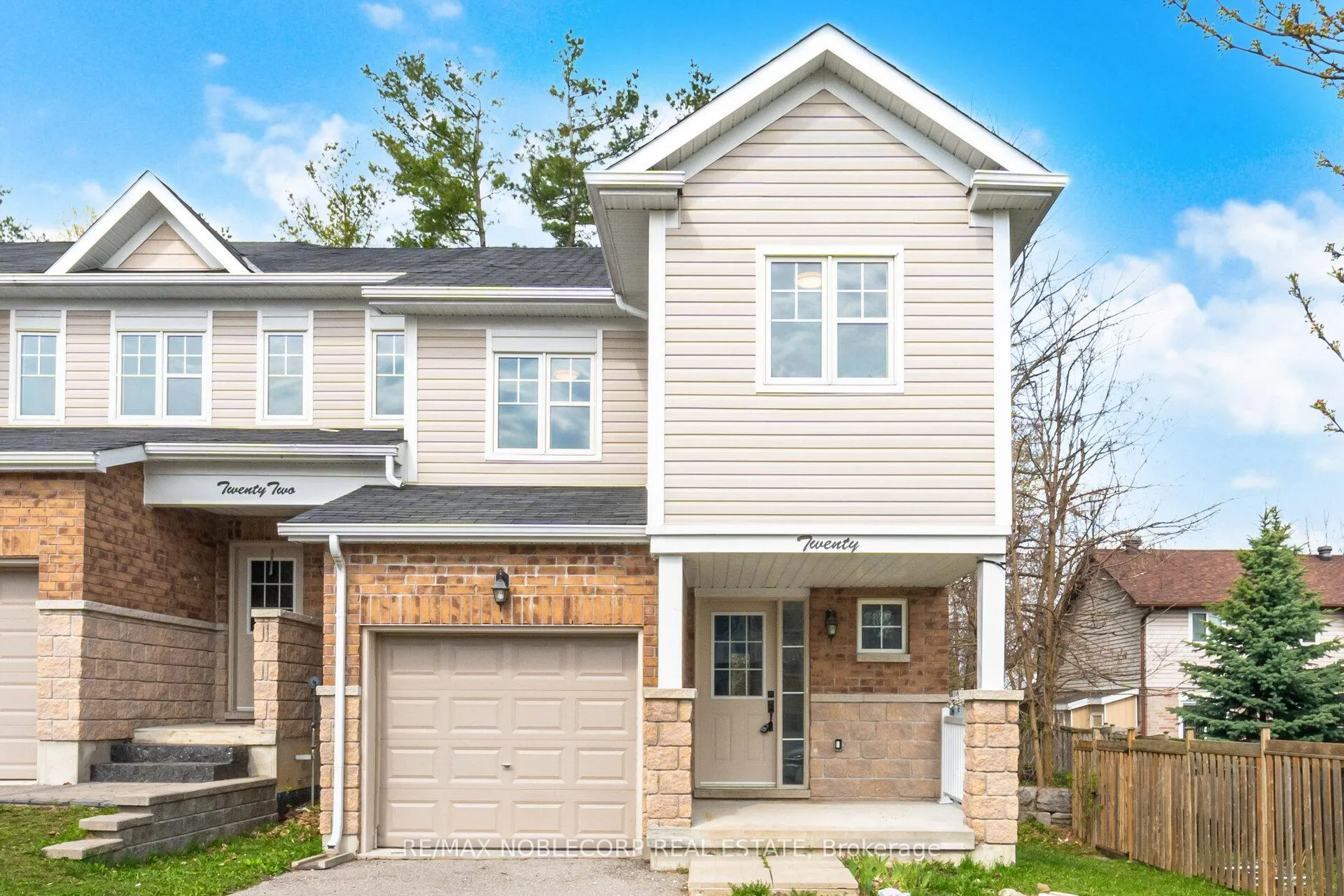 Photo 1 of 20 Peartree Court, Barrie, Allandale Heights — HOMEH