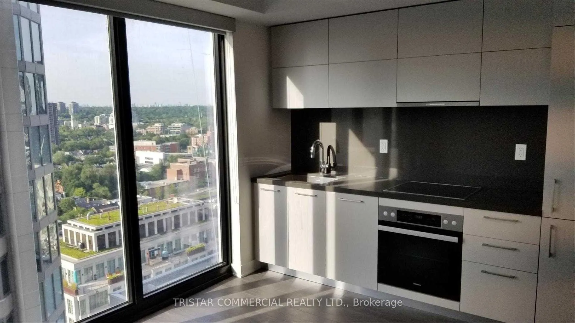 Photo 3 of Unit 2301, 188 Cumberland Street, Toronto, The Annex — HOMEH