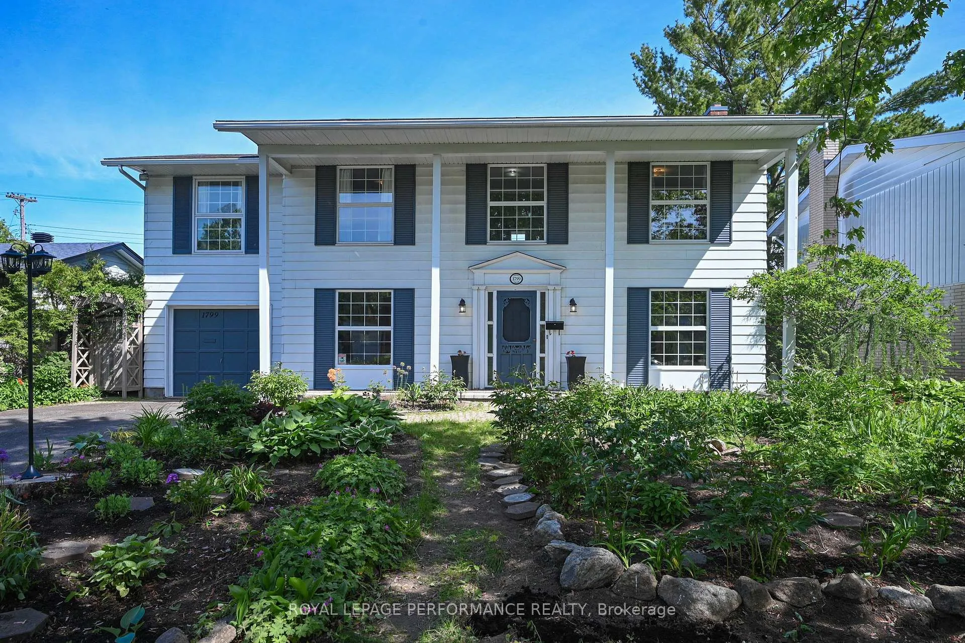 Photo 3 of 1799 Dorset Drive, Ottawa, Playfair Park — HOMEH