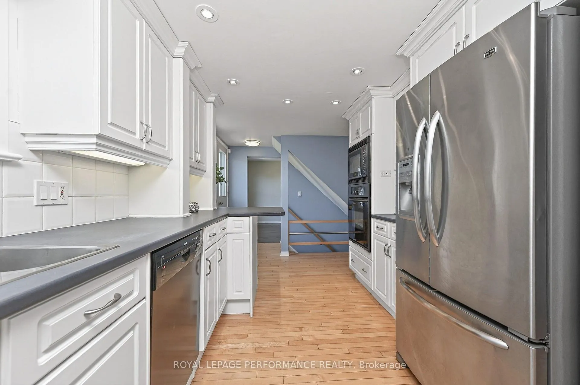 Photo 12 of 1799 Dorset Drive, Ottawa, Playfair Park — HOMEH