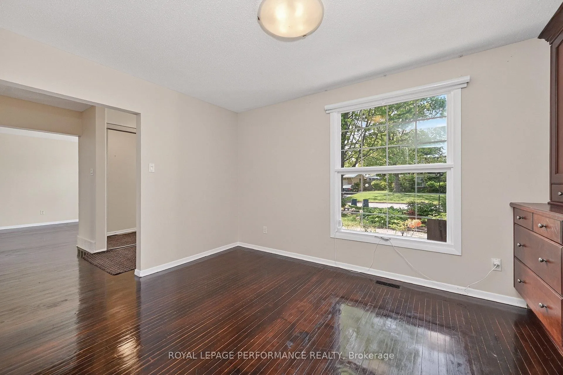 Photo 18 of 1799 Dorset Drive, Ottawa, Playfair Park — HOMEH