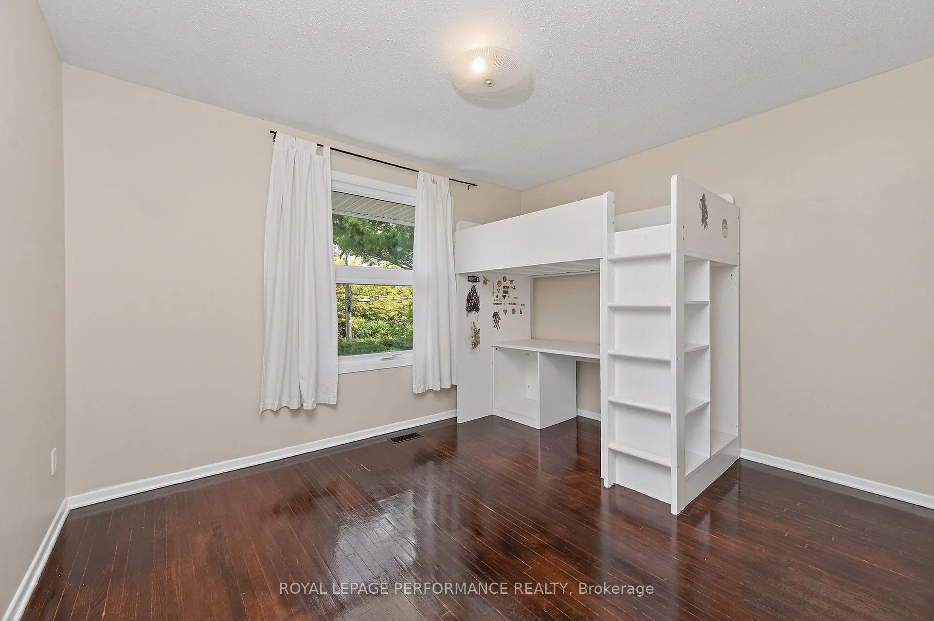 Photo 25 of 1799 Dorset Drive, Ottawa, Playfair Park — HOMEH