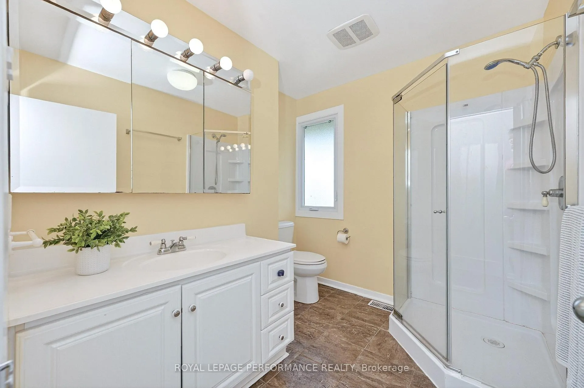 Photo 27 of 1799 Dorset Drive, Ottawa, Playfair Park — HOMEH