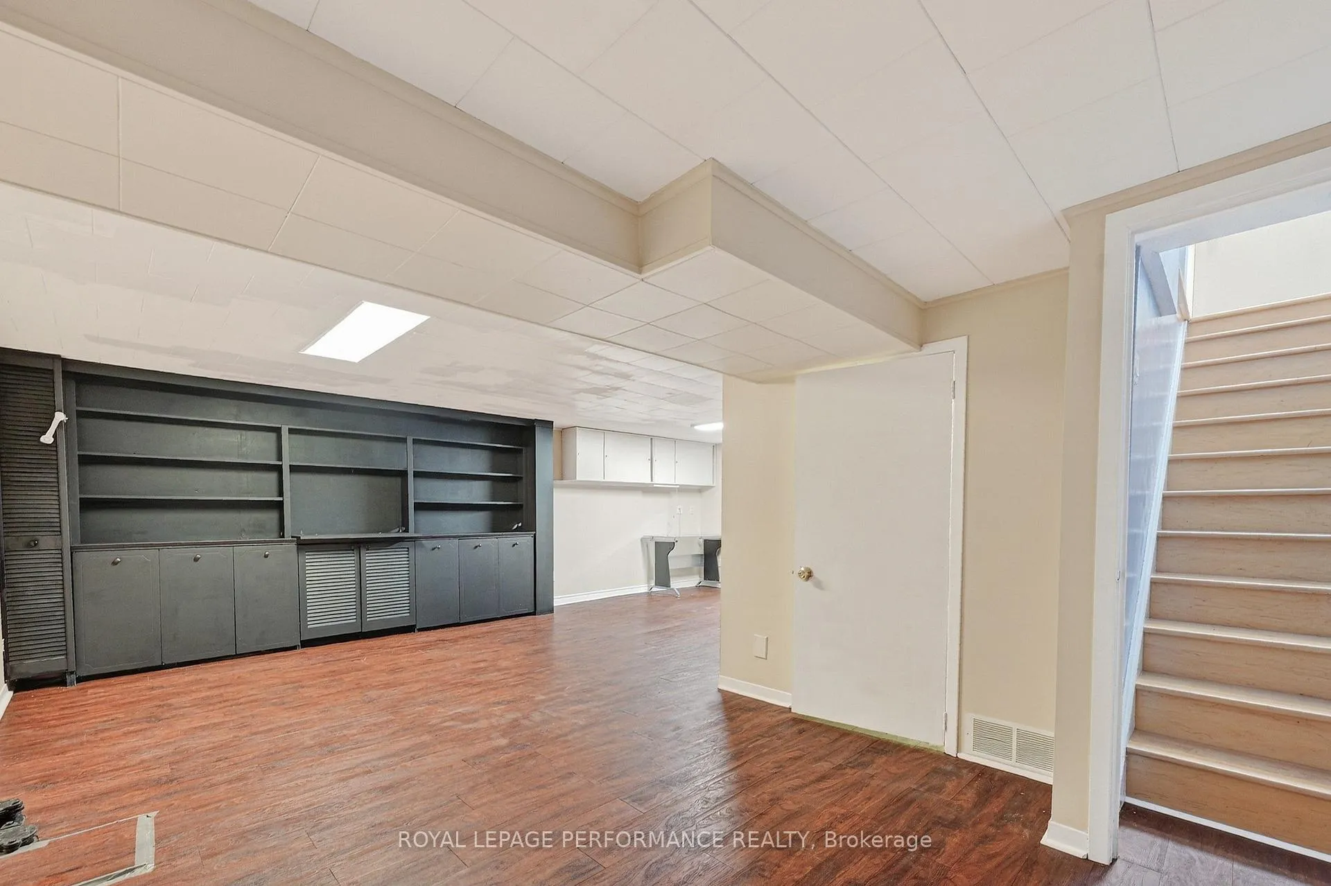 Photo 31 of 1799 Dorset Drive, Ottawa, Playfair Park — HOMEH