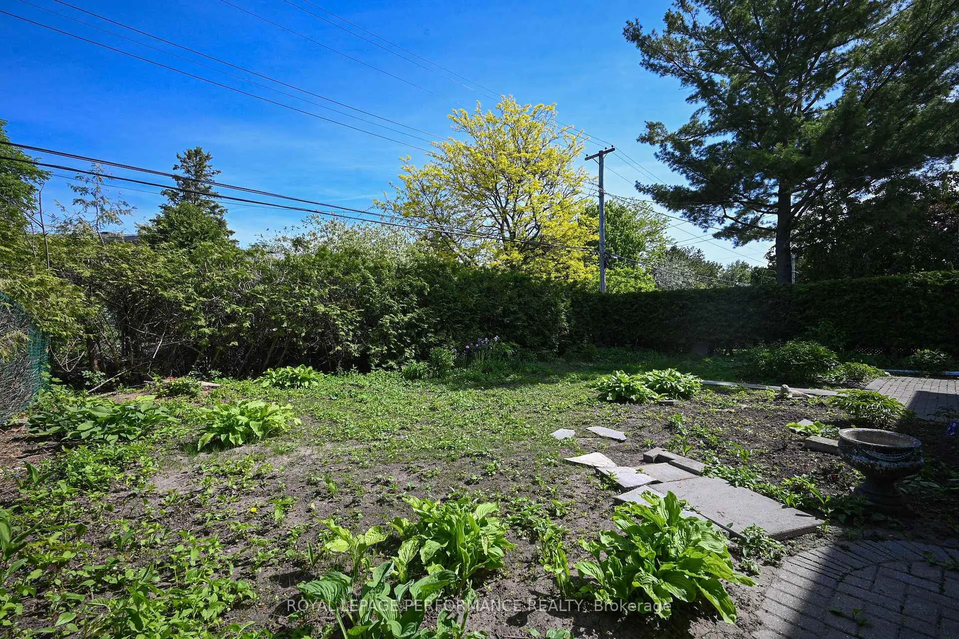 Photo 35 of 1799 Dorset Drive, Ottawa, Playfair Park — HOMEH