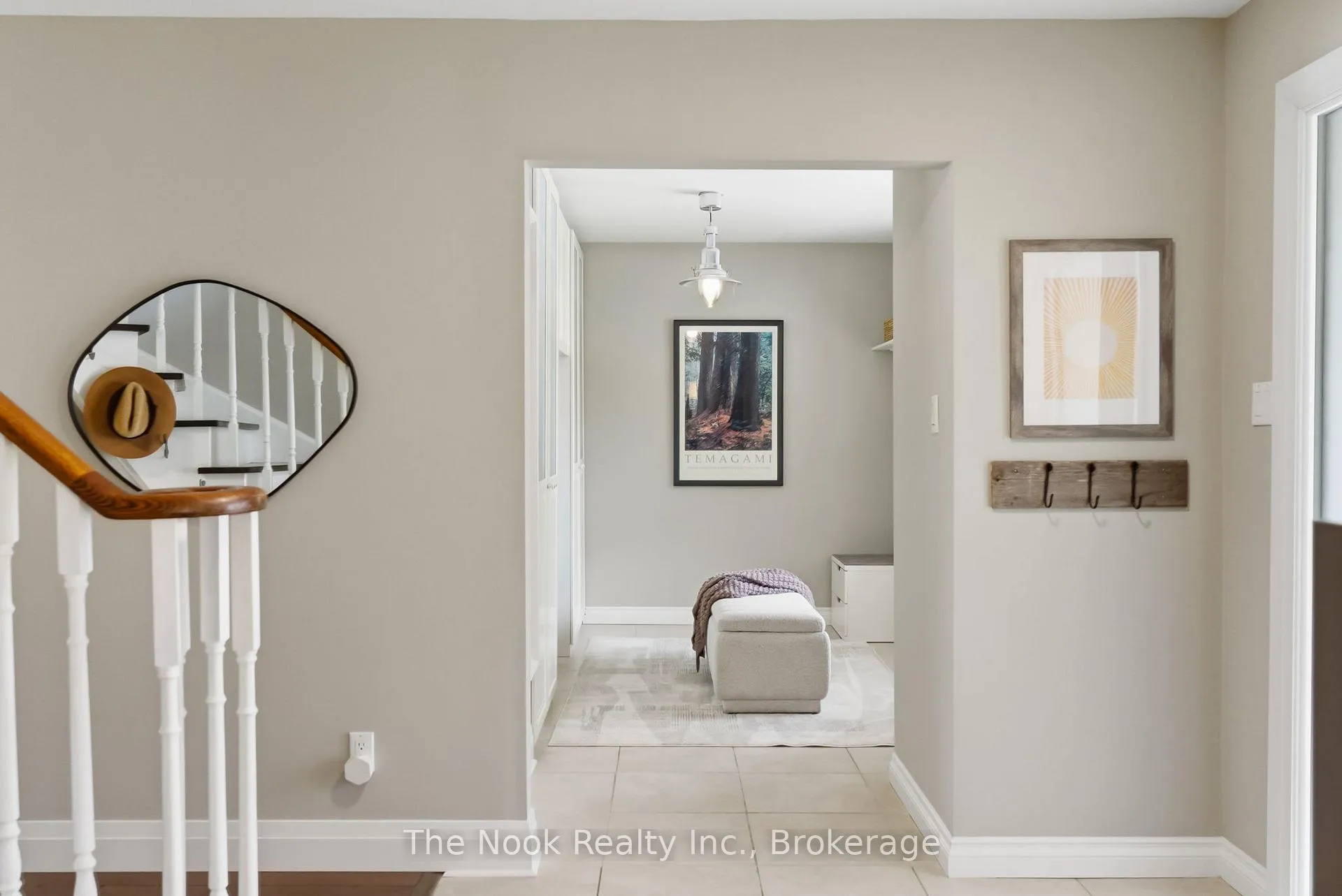Photo 5 of 43 Carmody Lane, Uxbridge — HOMEH
